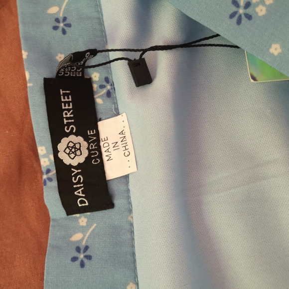 ASOS nwt curve size 18 midi skirt - Picture 3 of 3